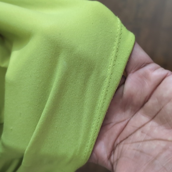 Susan Graver| Greenish Yellow Short Sleeved Blouse With Buttoned Slit Sleeves - Picture 7 of 15